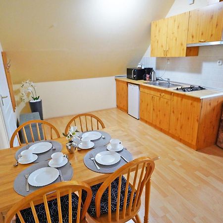 Apartman Brigitte Buekfuerdo Eksteriør bilde