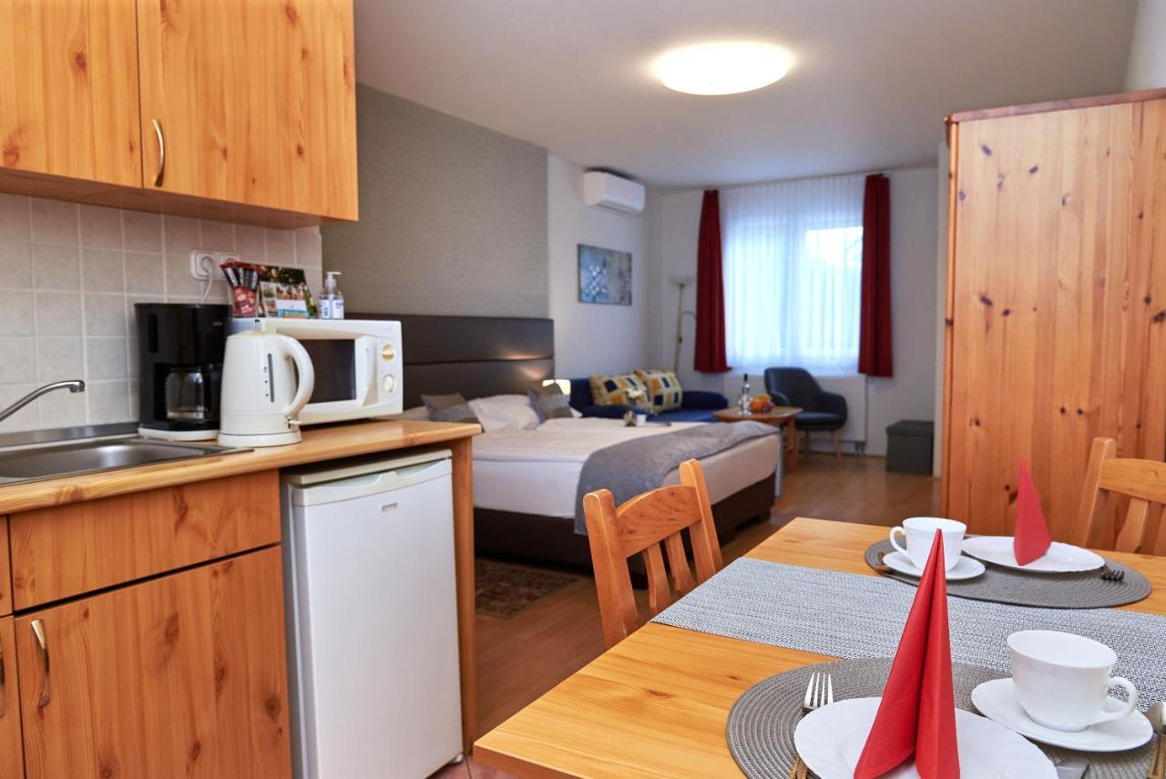 Apartman Brigitte Buekfuerdo Eksteriør bilde